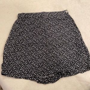 Vintage Studio Navy/Grey/White patterned skort - Size large
